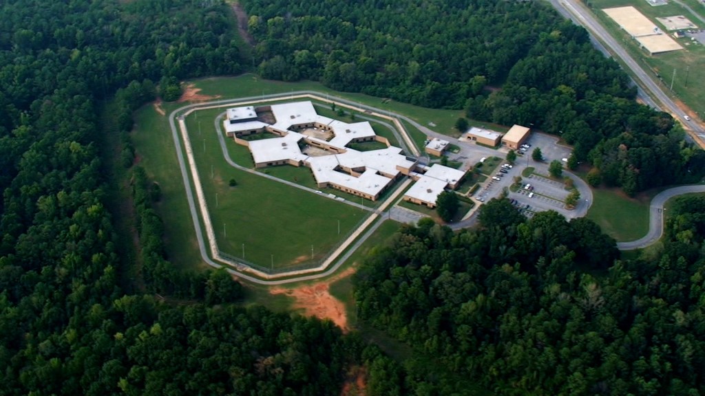 Why more mega-prisons won’t fix Alabama’s crisis