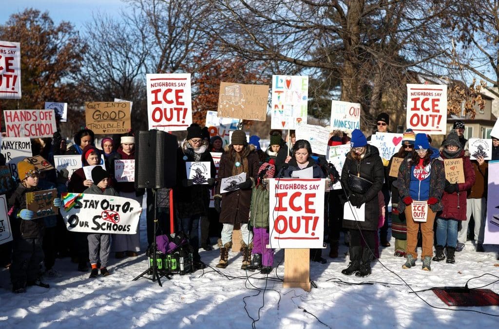 Minneapolis teachers, parents denounce federal agents’ assault at Roosevelt High, demand ICE leave