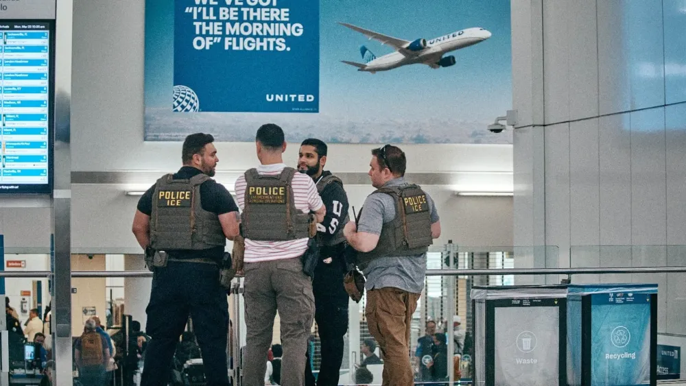 ICE agents don’t need to wear masks. And Trump just admitted it.