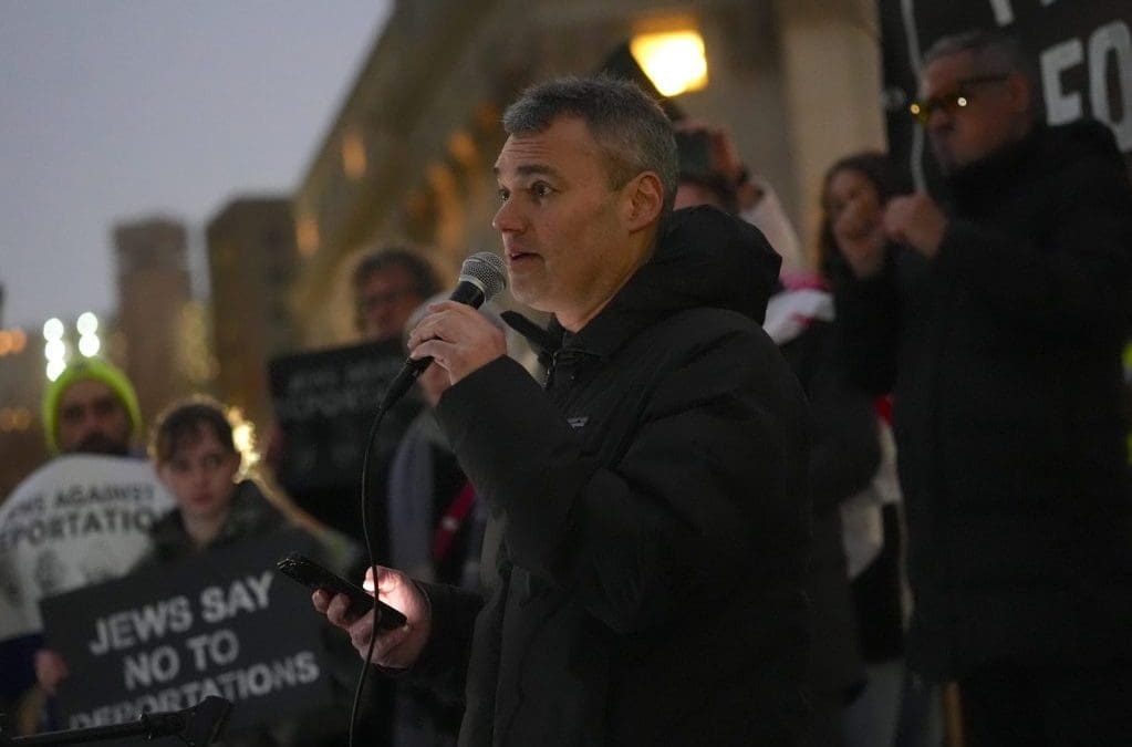 Peter Beinart: What does it mean to be Jewish after the destruction of Gaza?